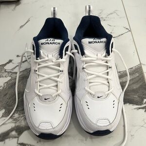 Men’s Nike Air Monarchs